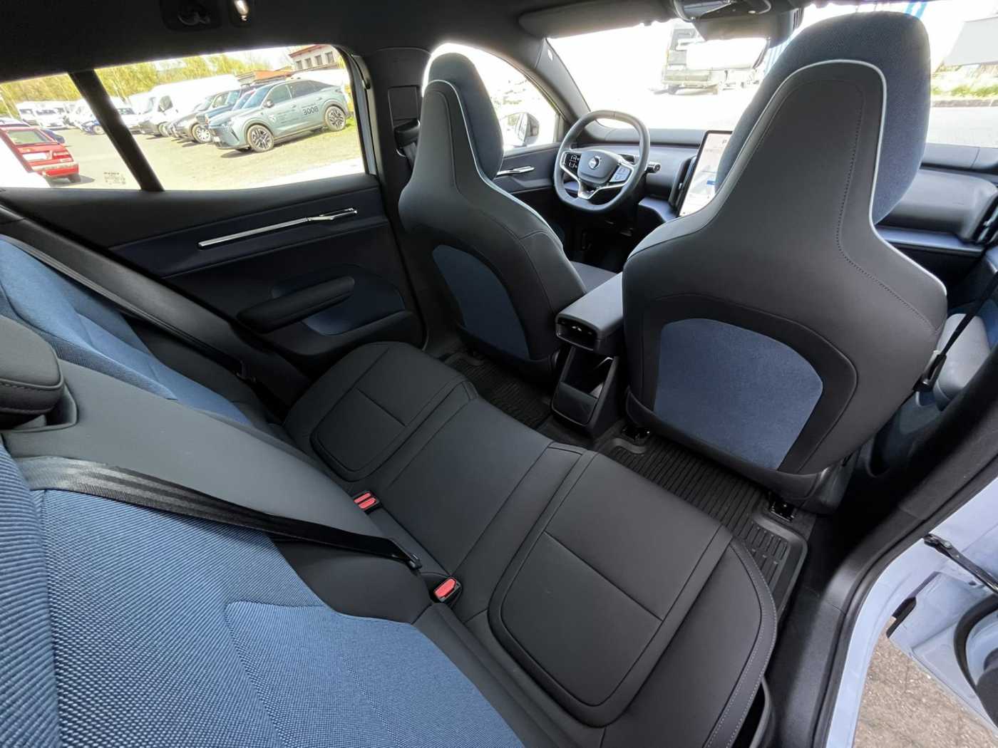 Volvo EX30