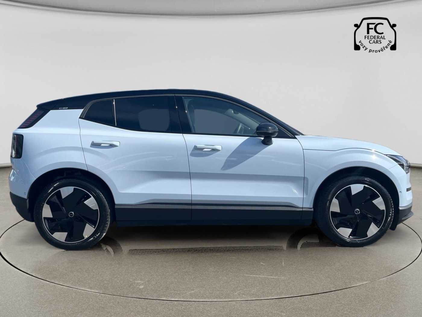 Volvo EX30