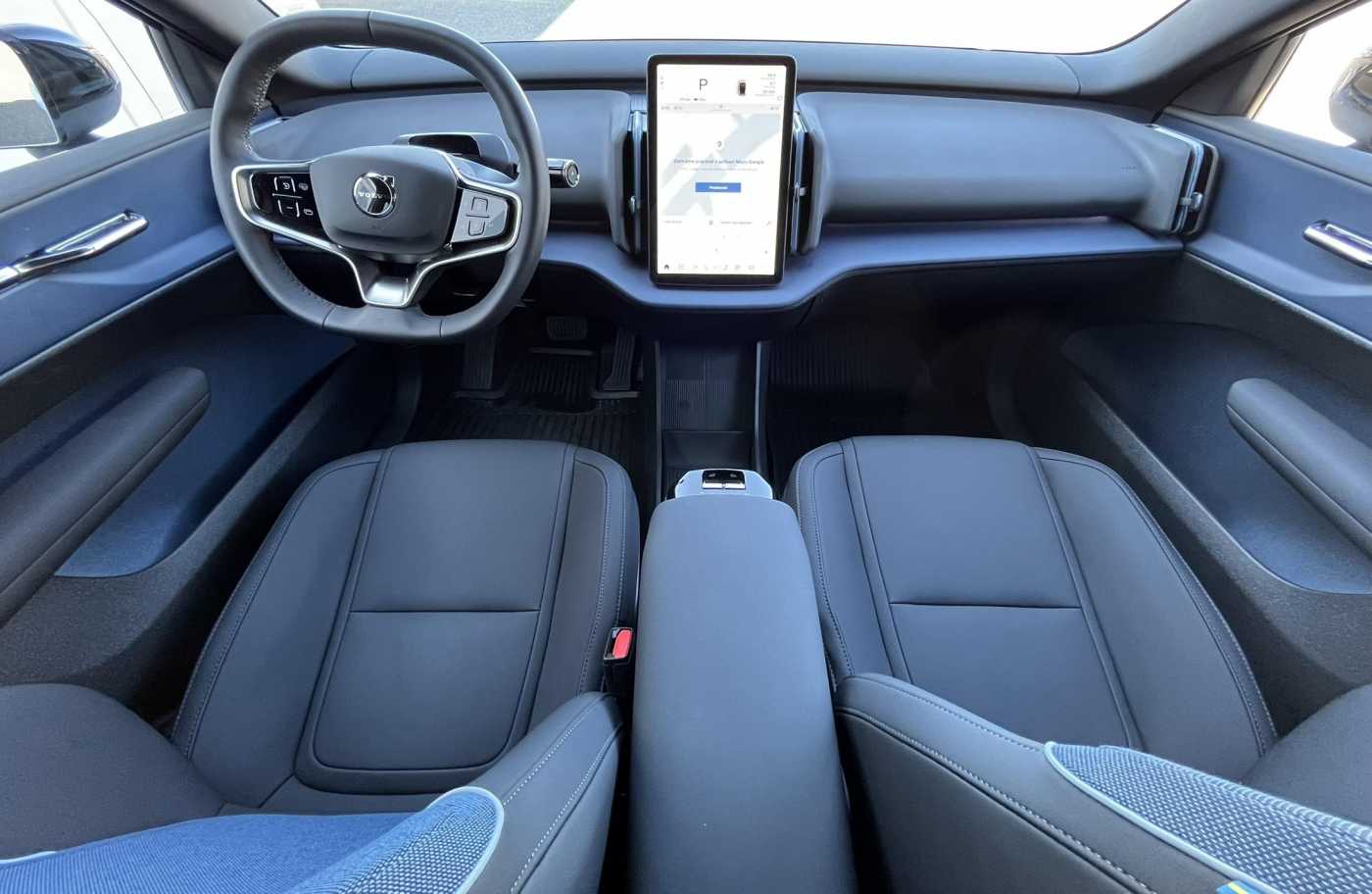 Volvo EX30