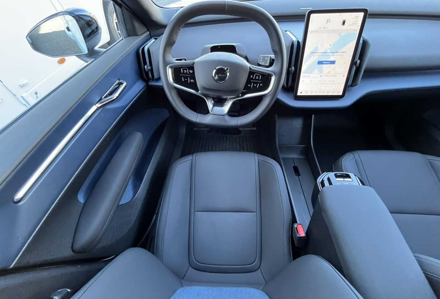 Volvo EX30