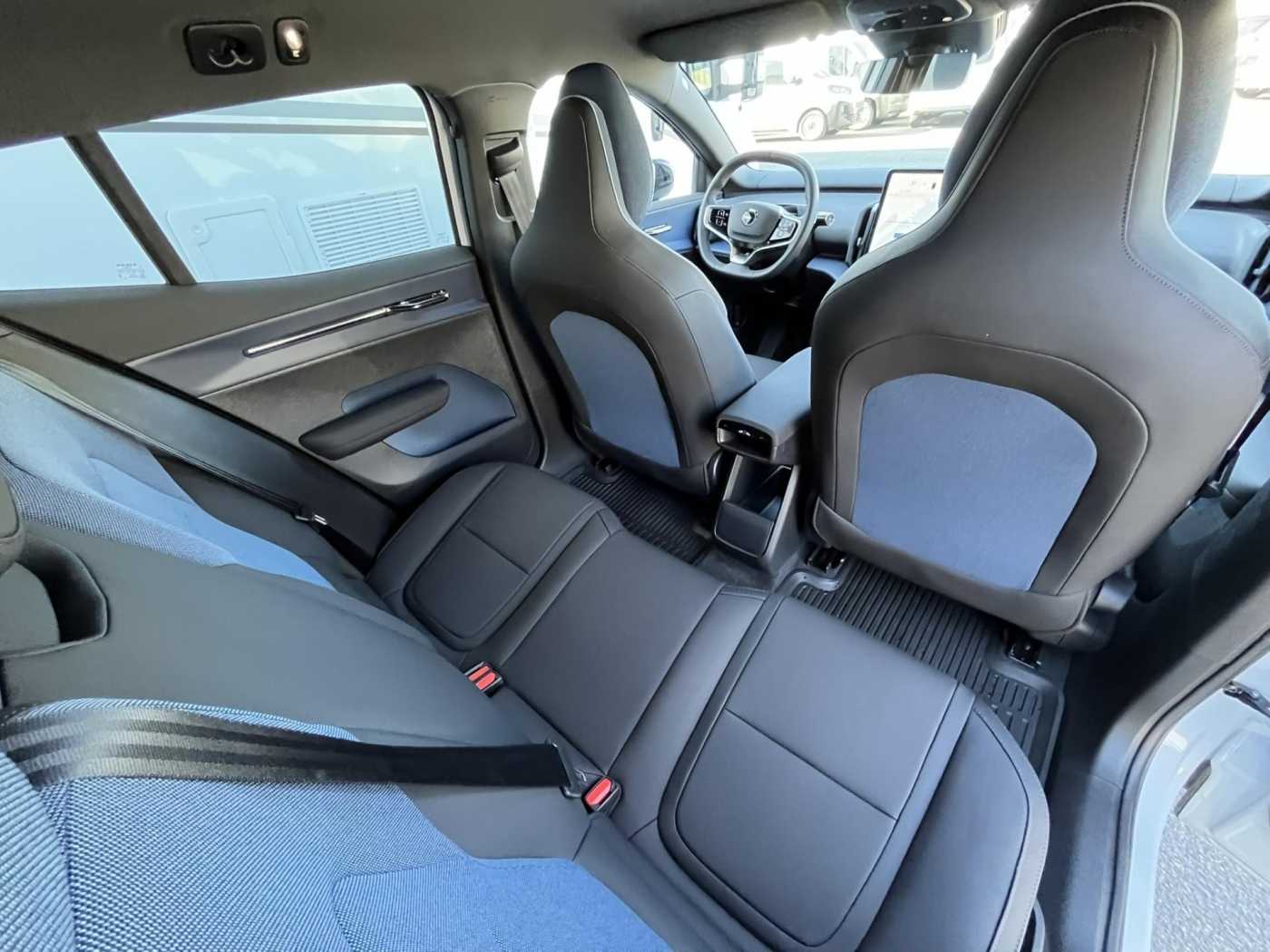 Volvo EX30