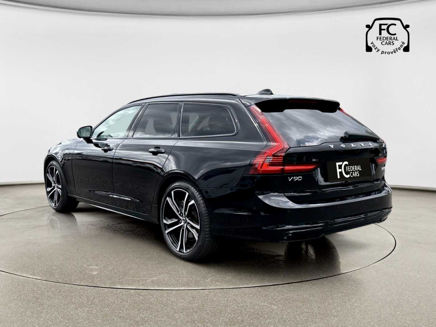 Volvo V90