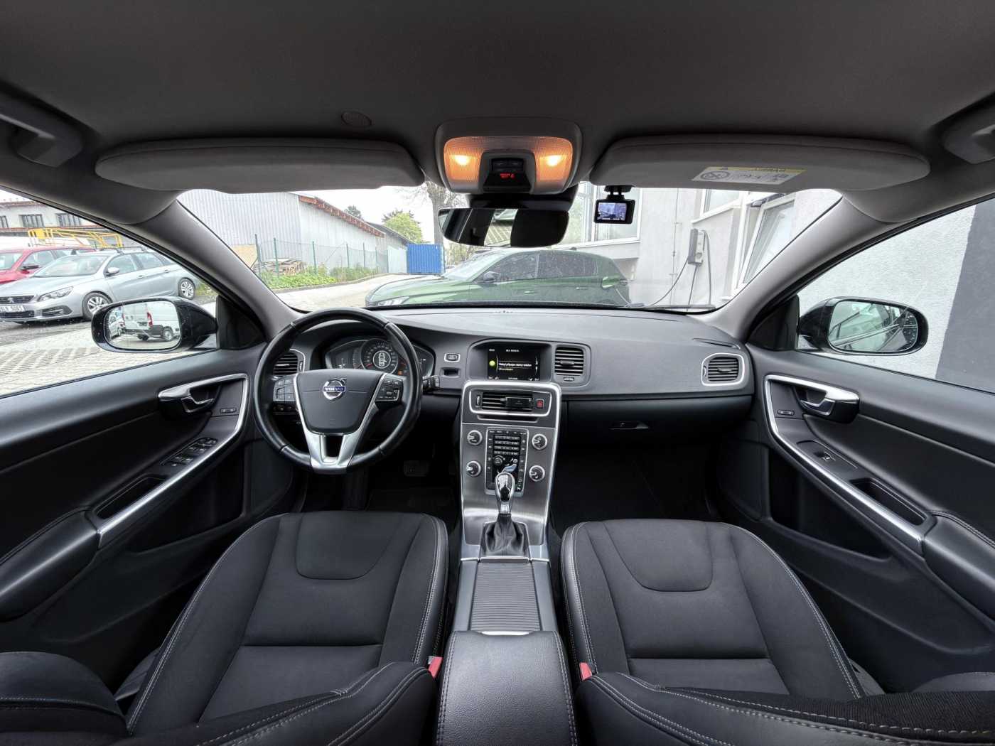 Volvo V60 Cross Country