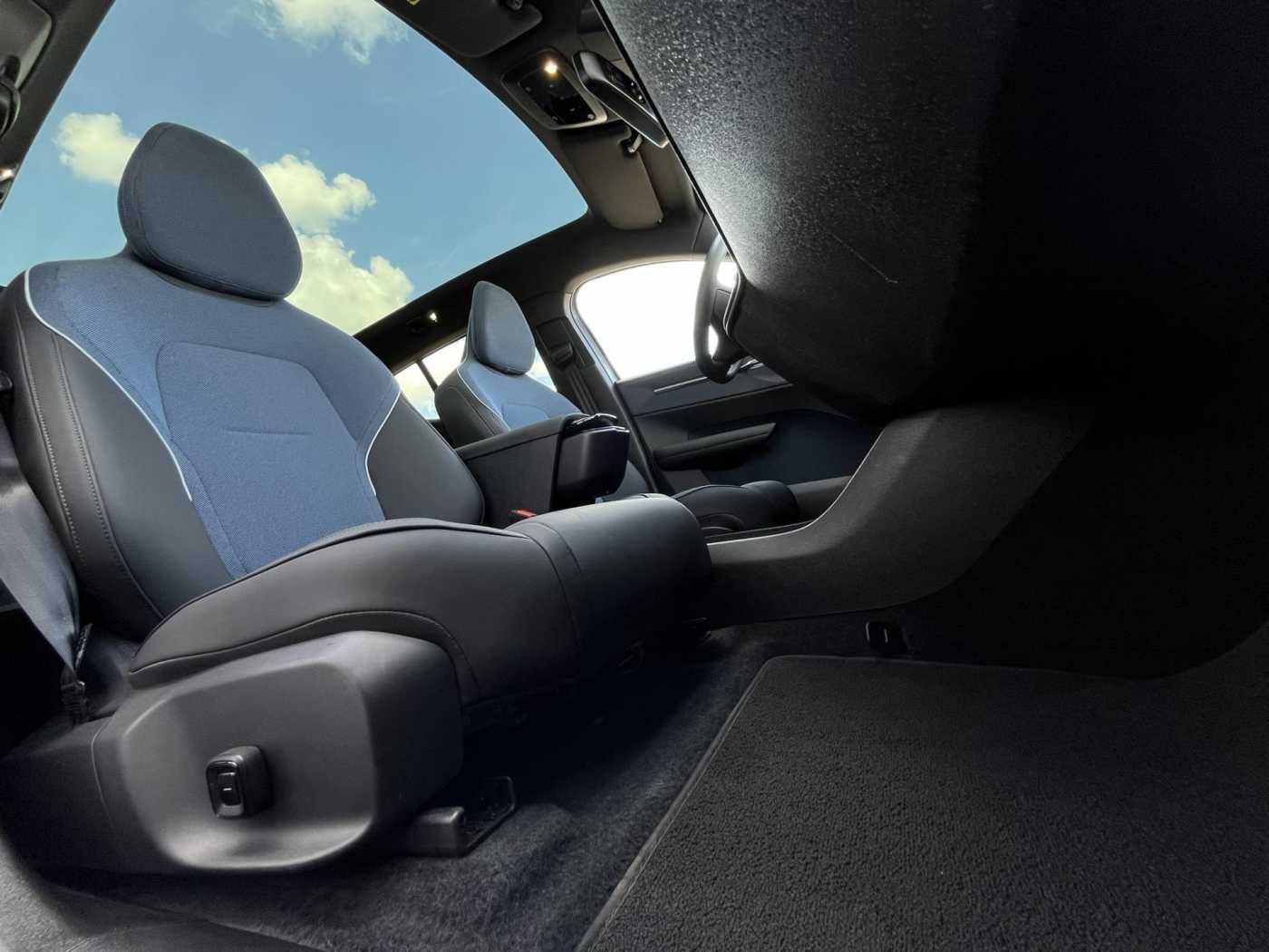Volvo EX30