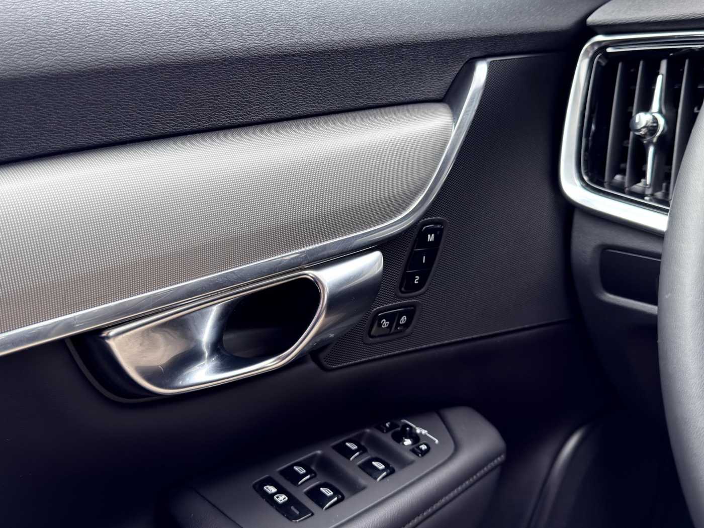 Volvo V90 Cross Country