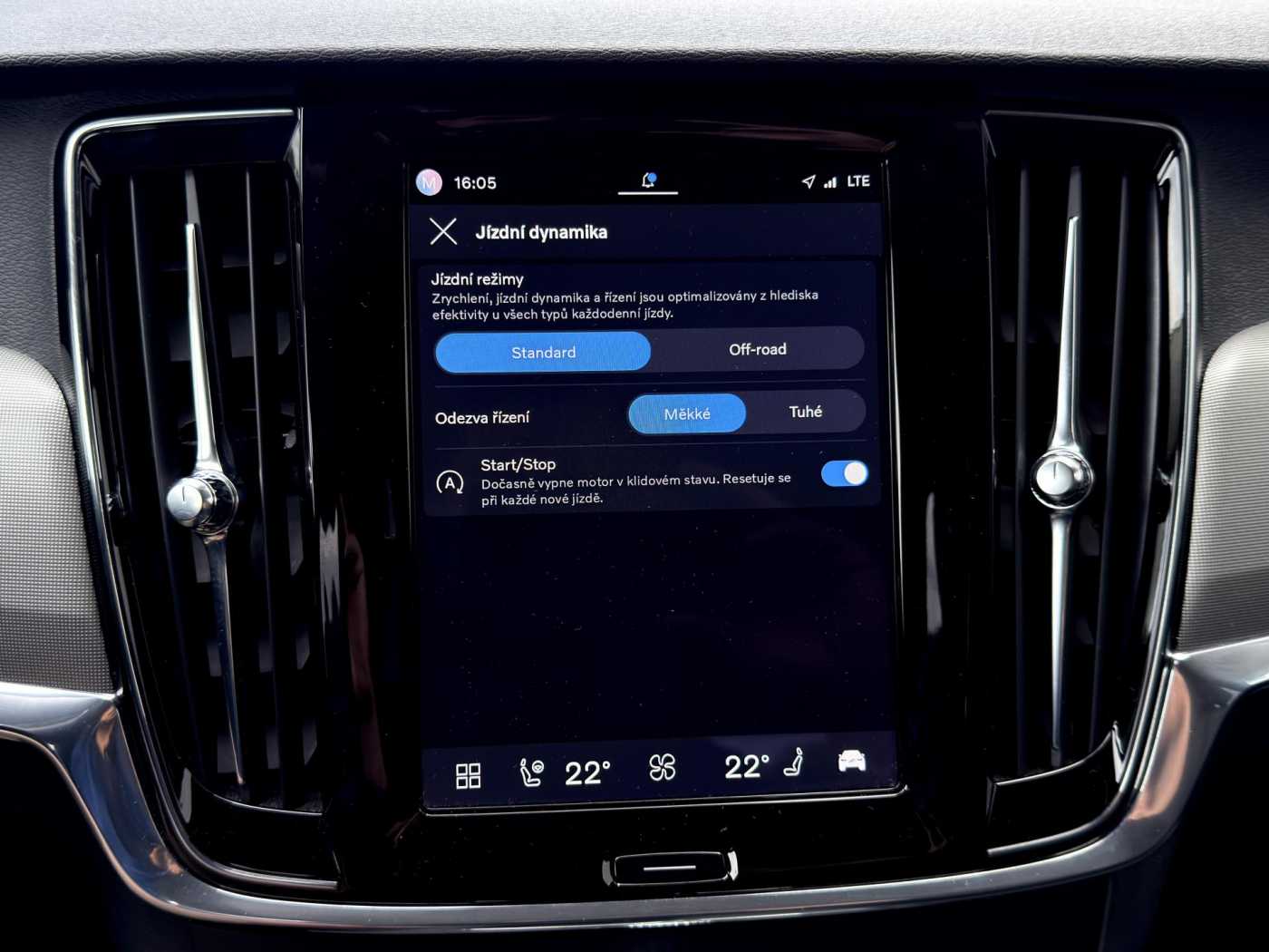 Volvo V90 Cross Country