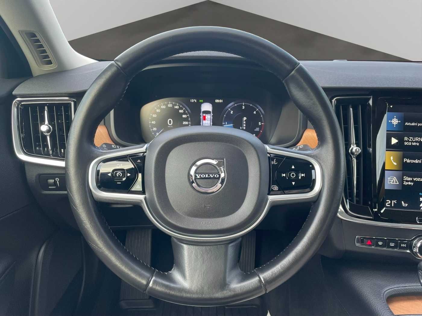 Volvo V90