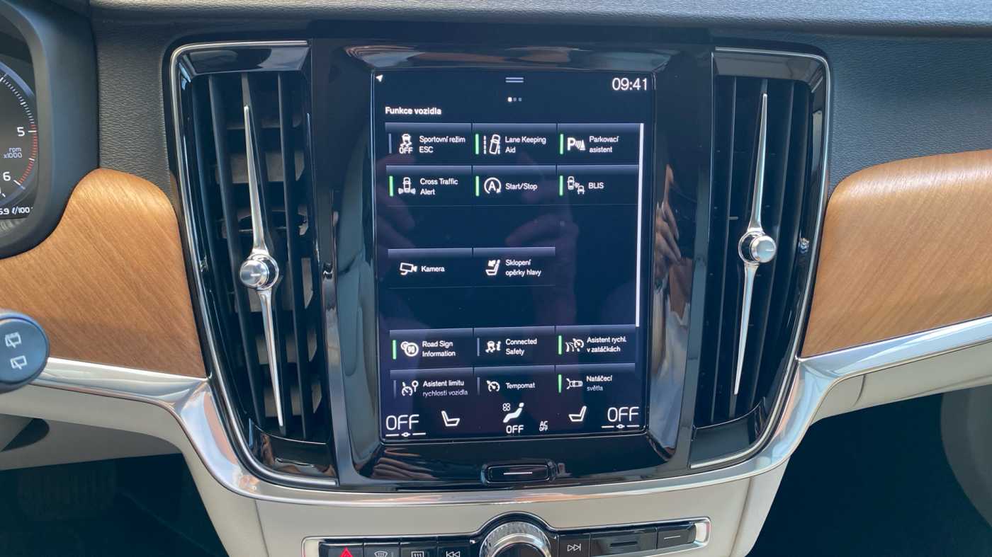 Volvo V90
