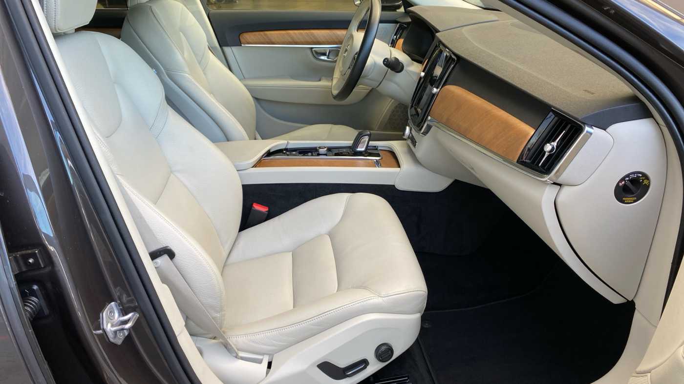Volvo V90