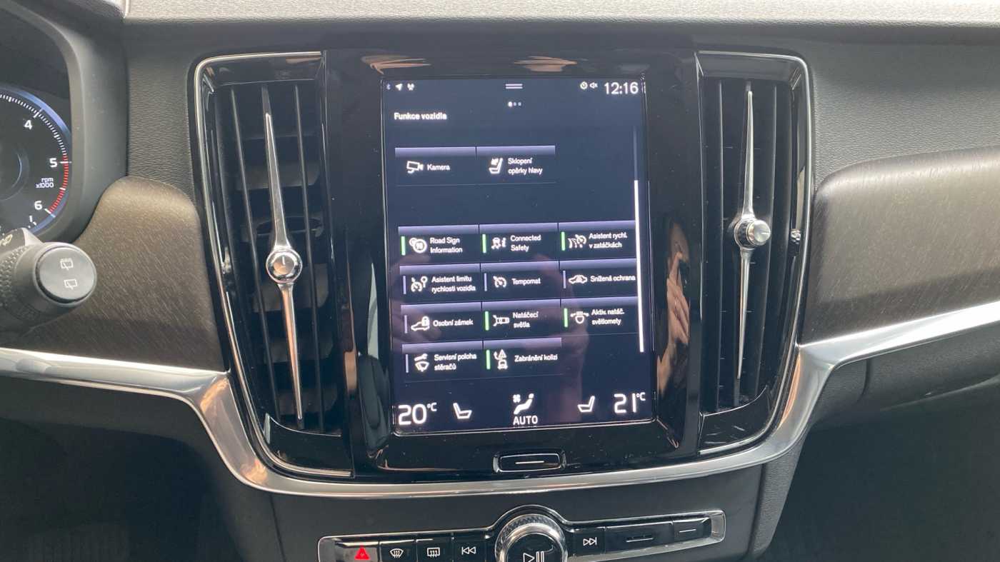 Volvo V90 Cross Country