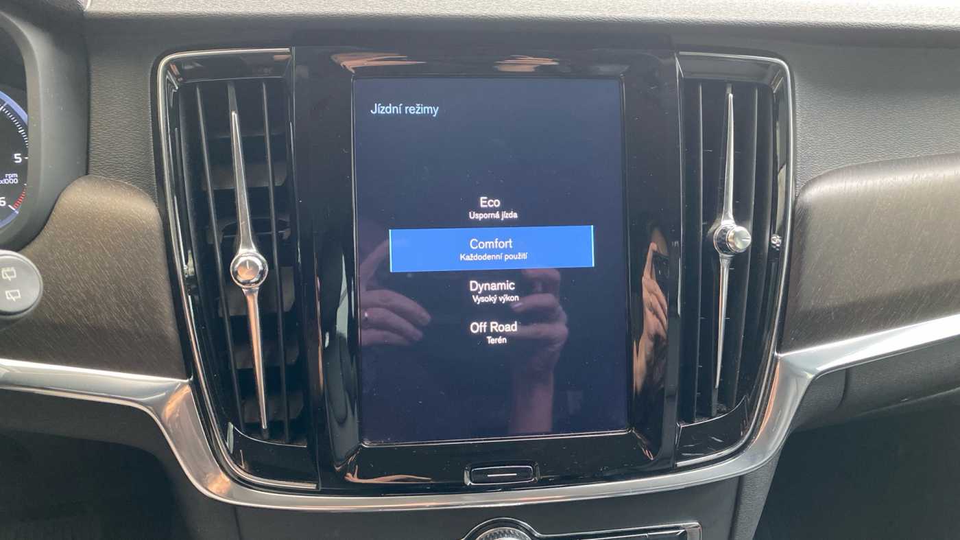 Volvo V90 Cross Country