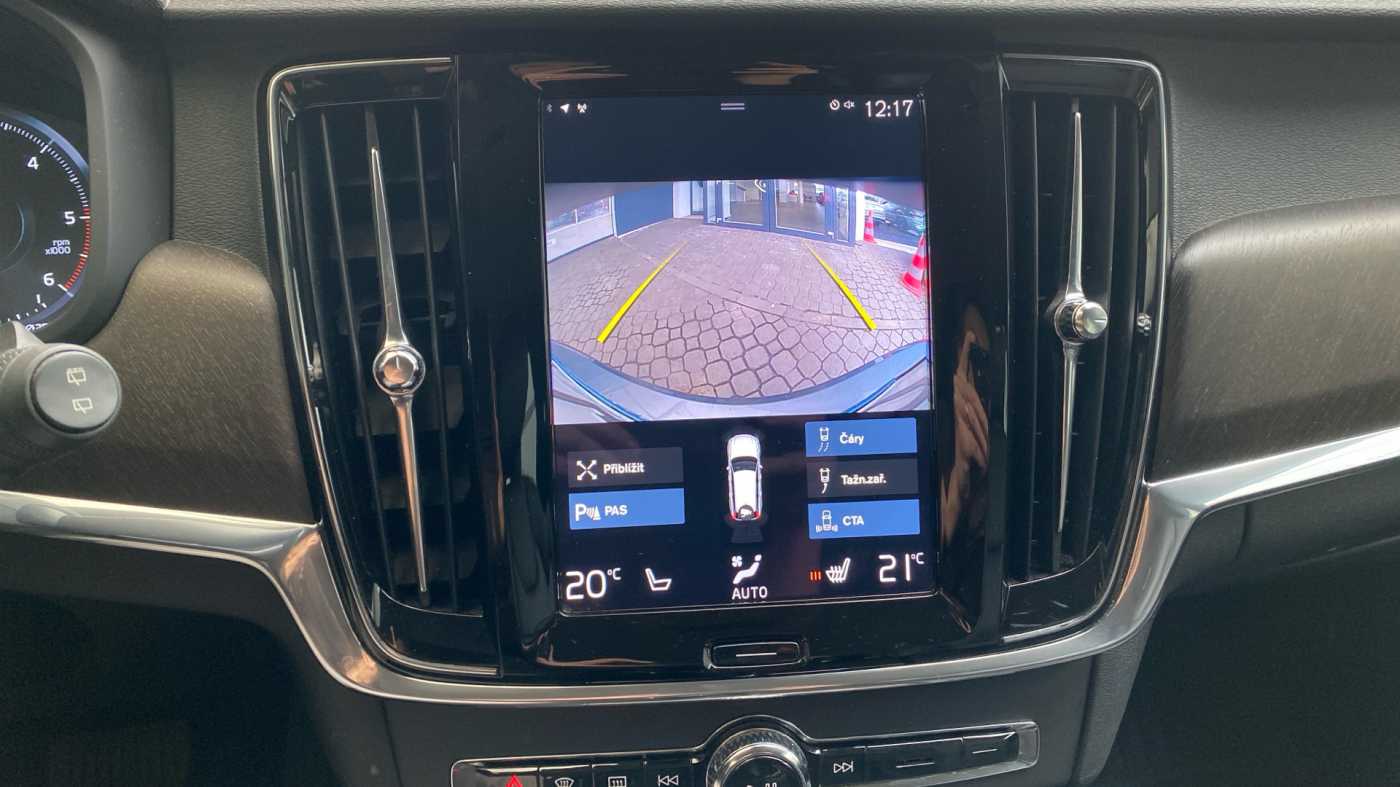 Volvo V90 Cross Country