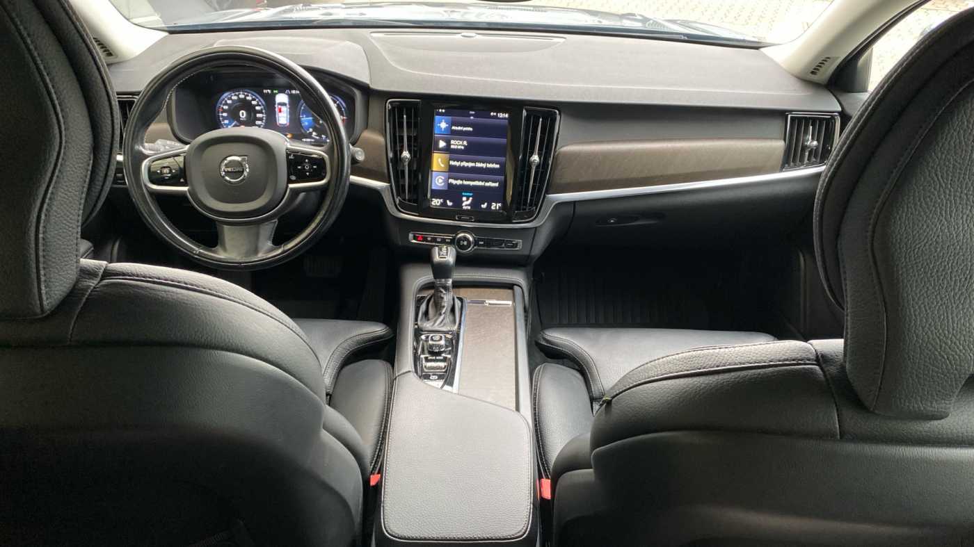 Volvo V90 Cross Country