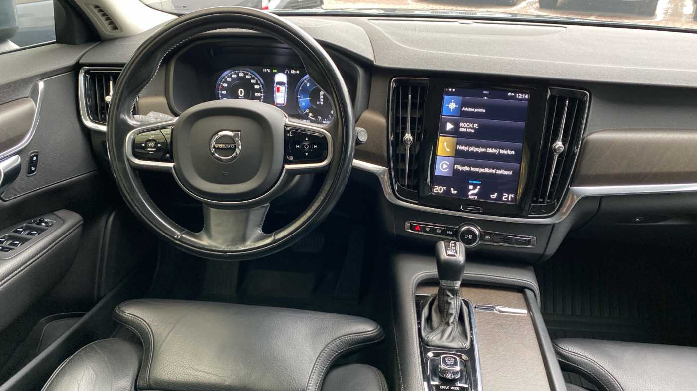 Volvo V90 Cross Country