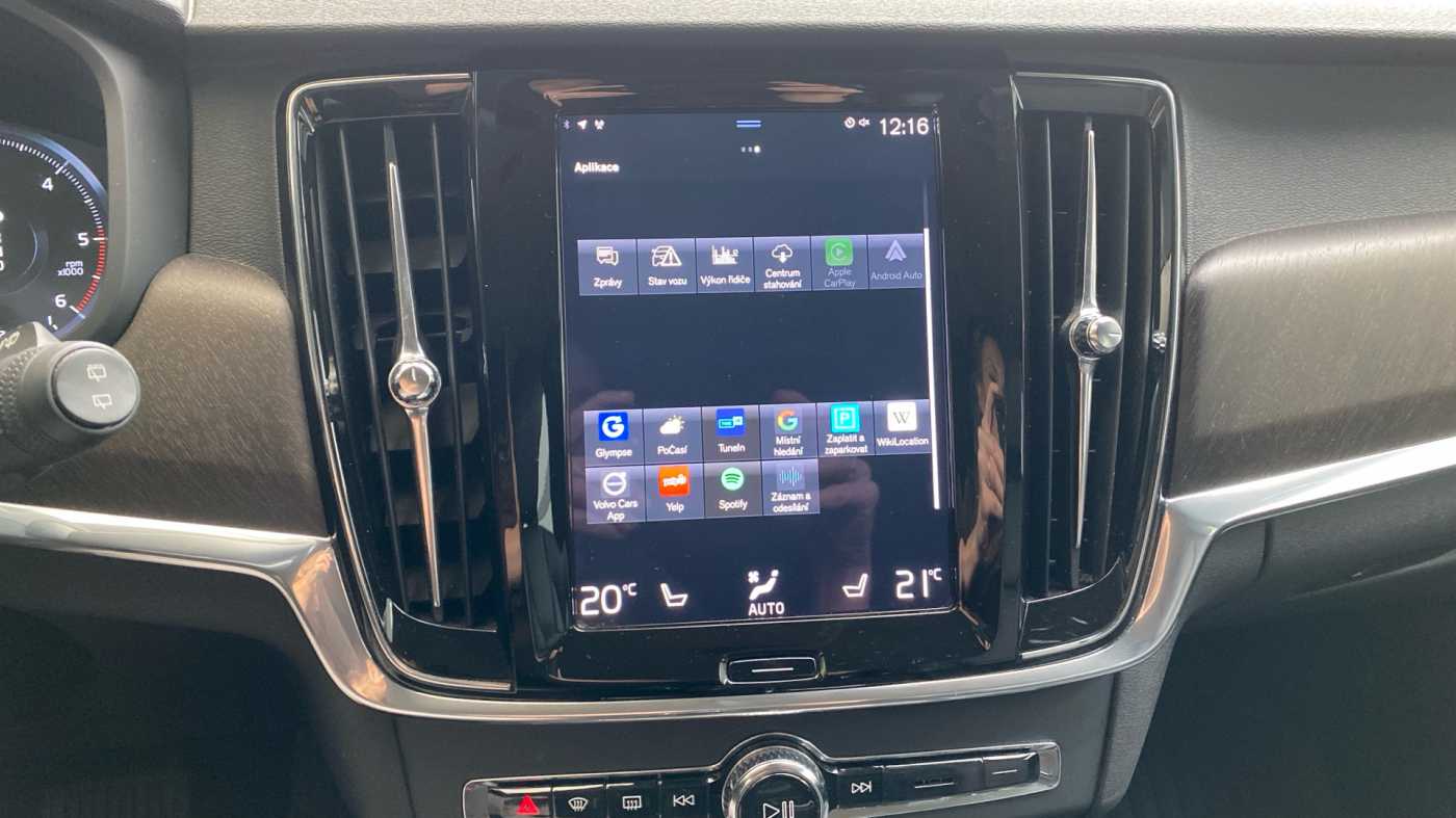 Volvo V90 Cross Country