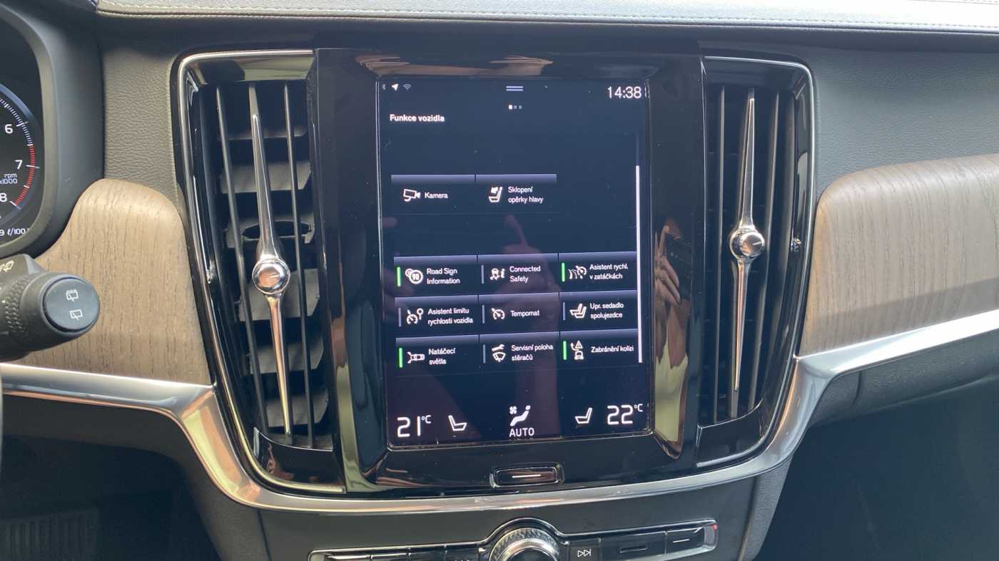 Volvo V90