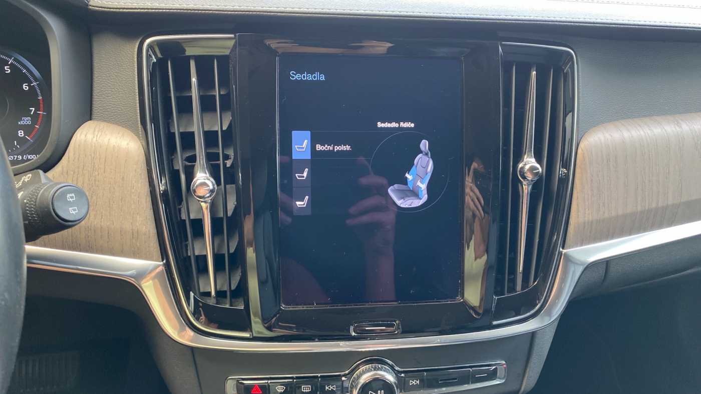 Volvo V90