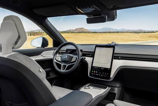 Volvo EX90