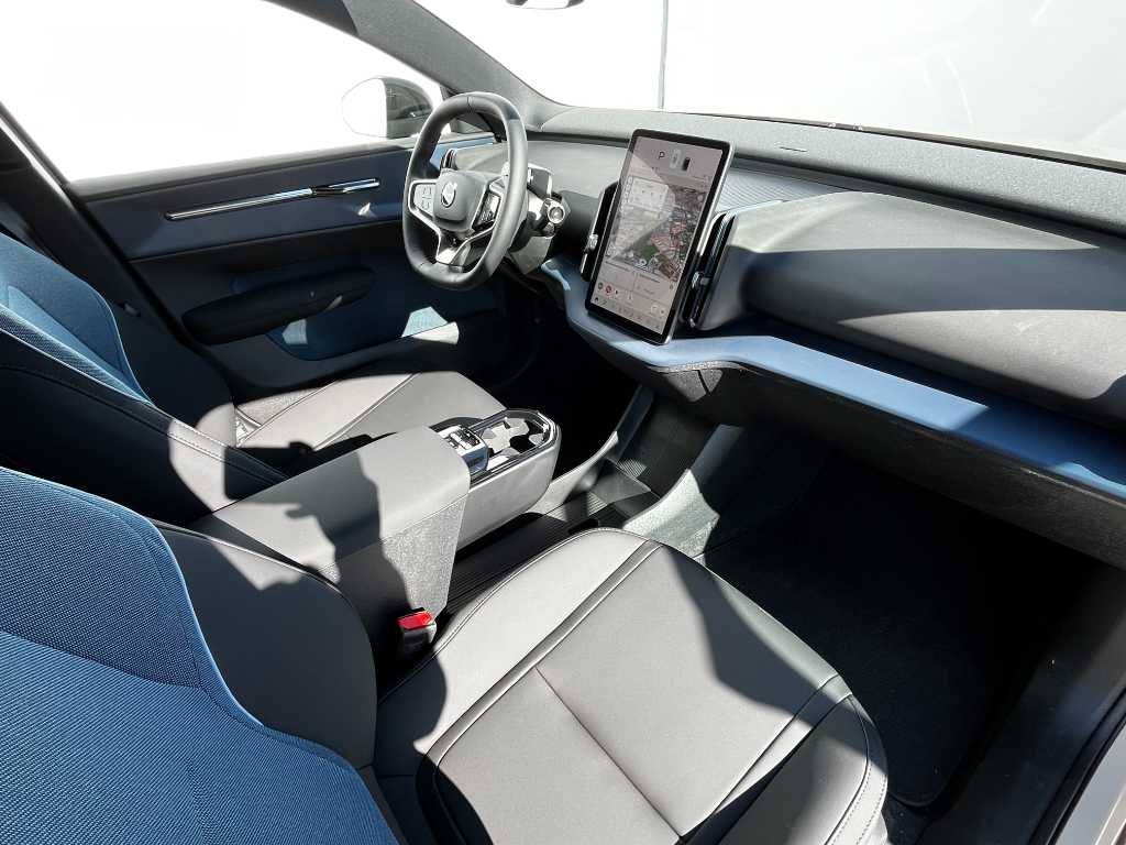 Volvo EX30