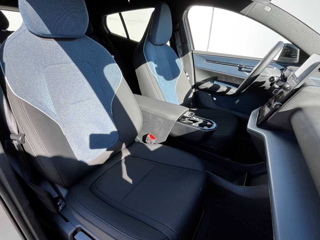 Volvo EX30