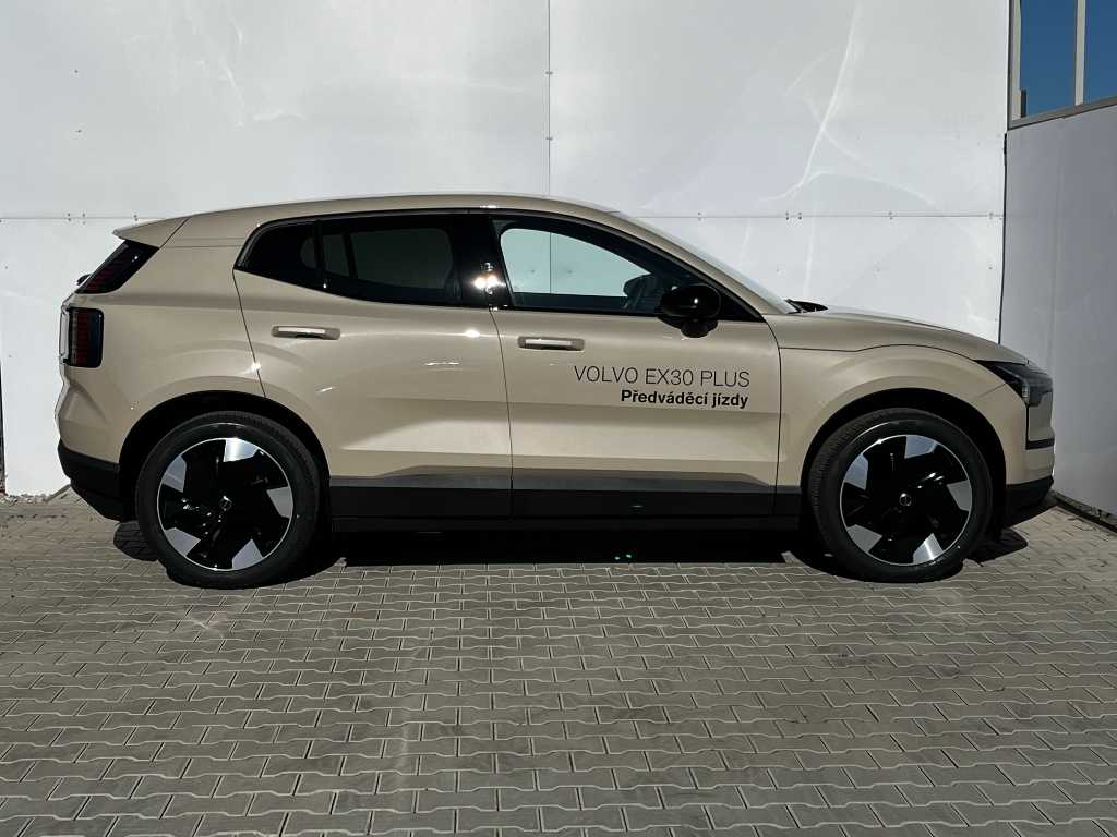 Volvo EX30