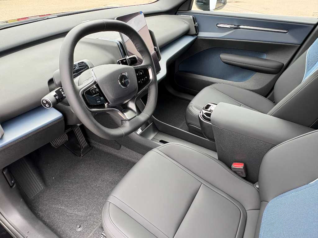 Volvo EX30