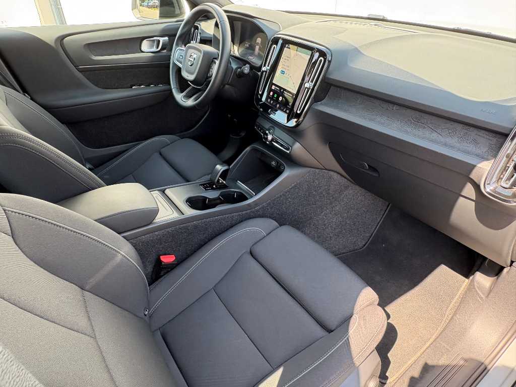Volvo EX40