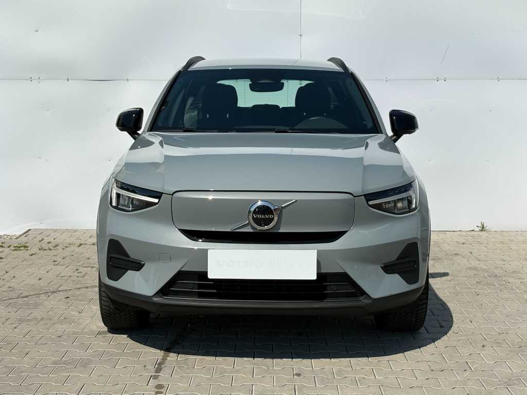 Volvo EX40
