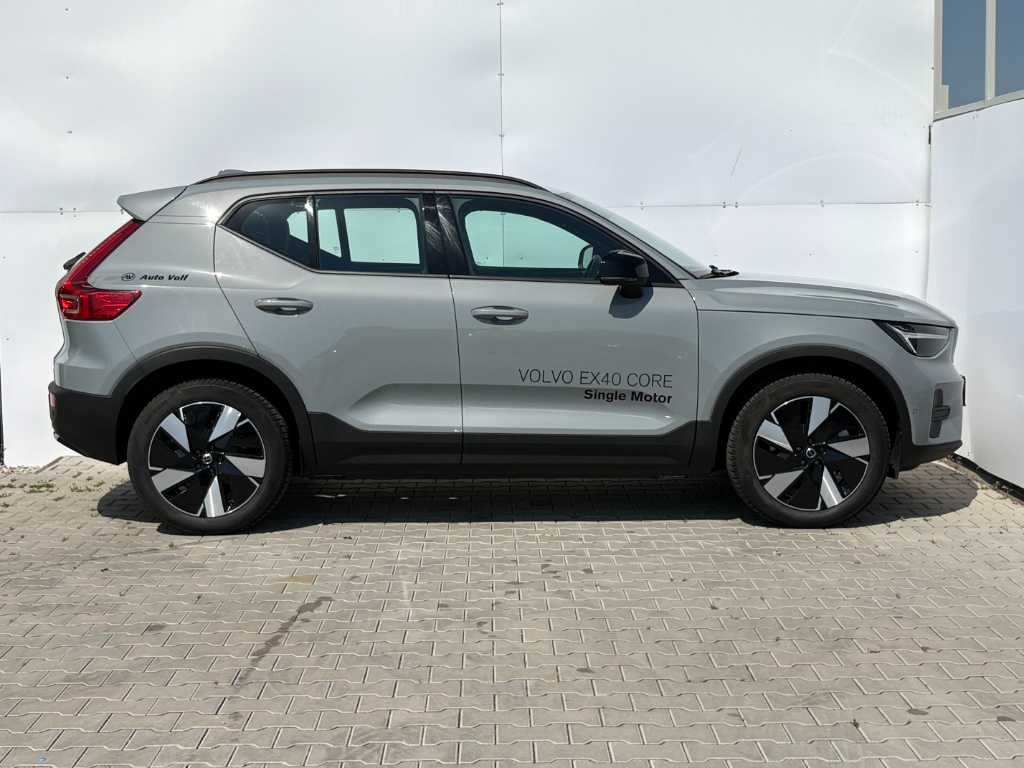 Volvo EX40
