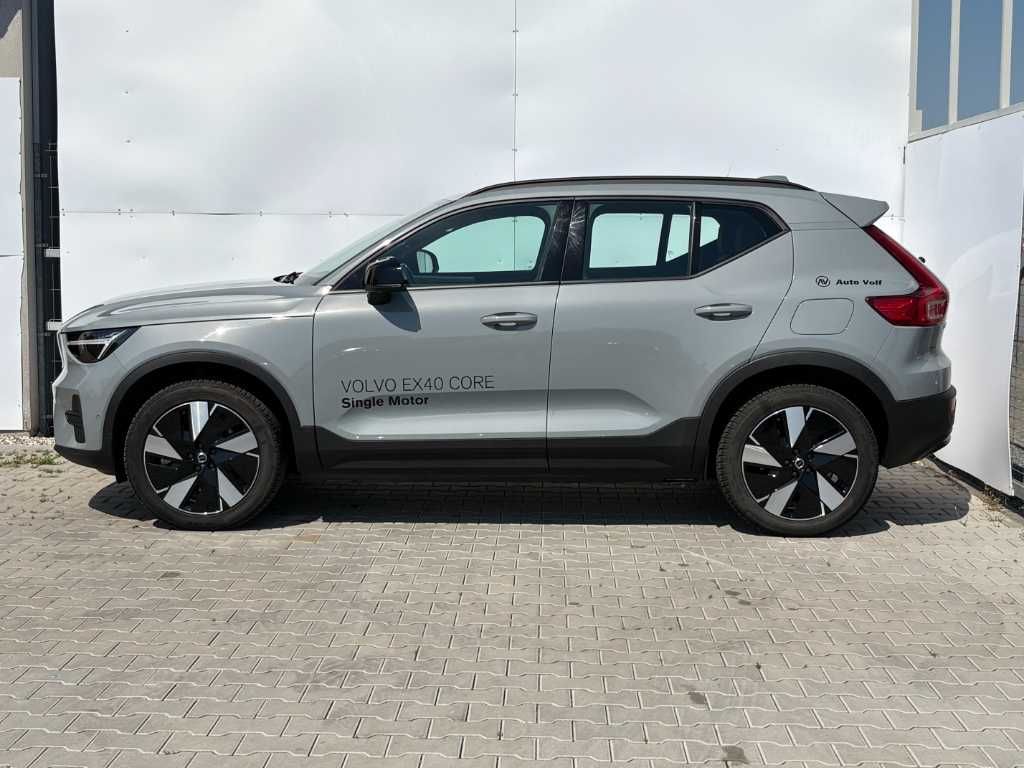 Volvo EX40