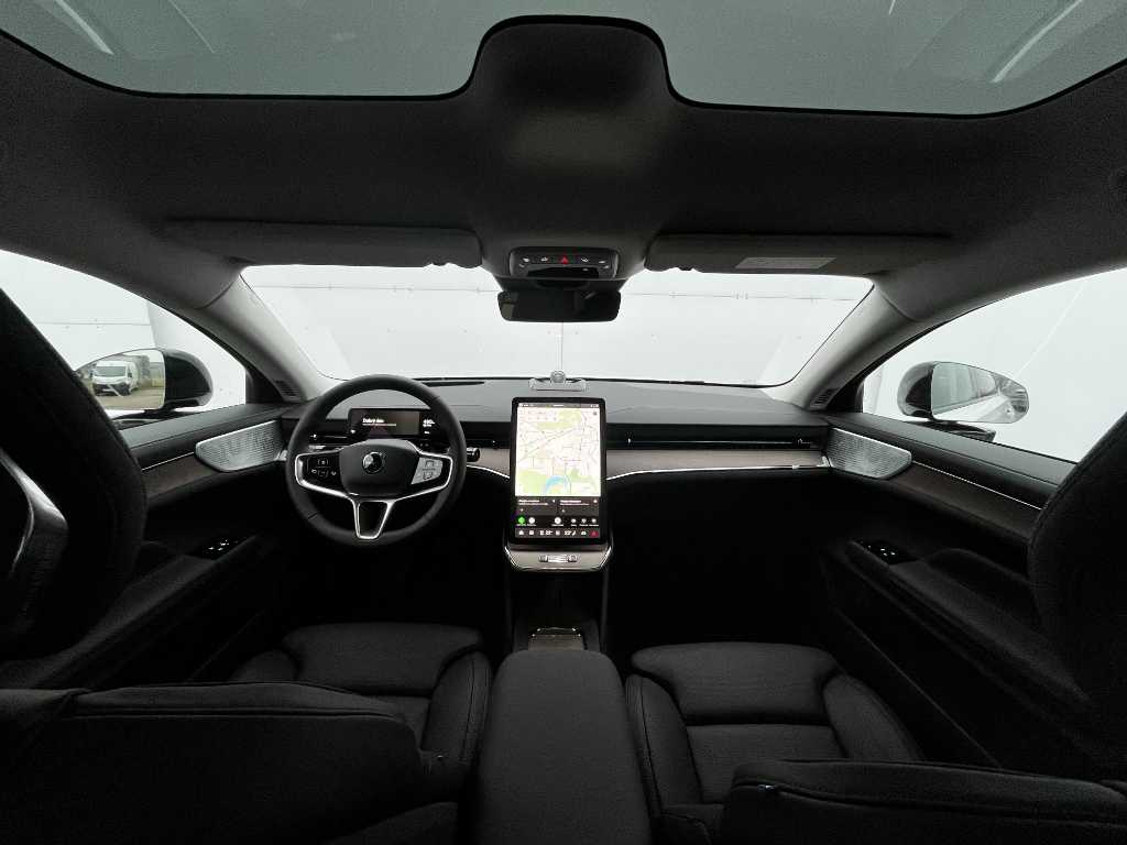 Volvo ES90