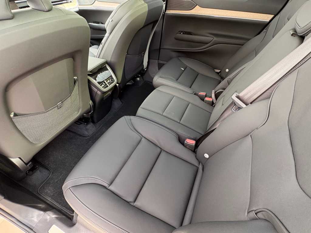 Volvo EX90