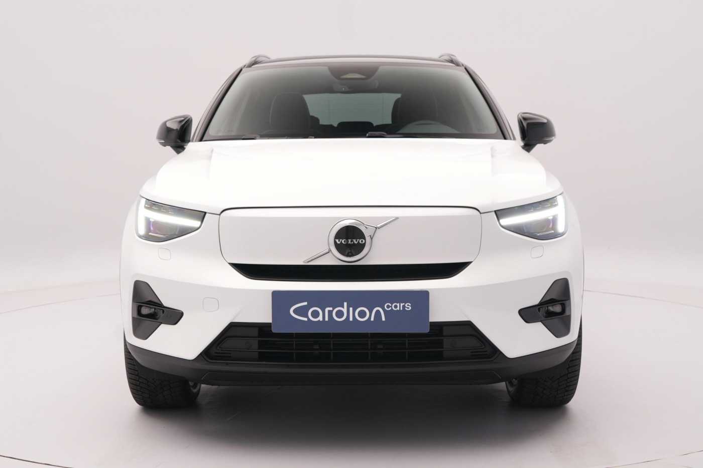 Volvo EX40