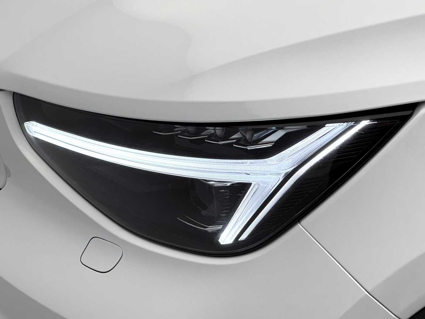 Volvo EX40