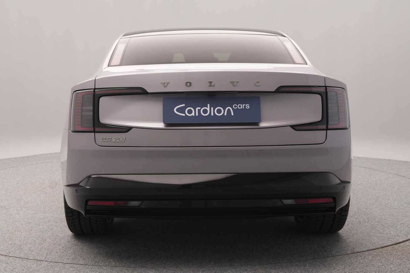 Volvo ES90