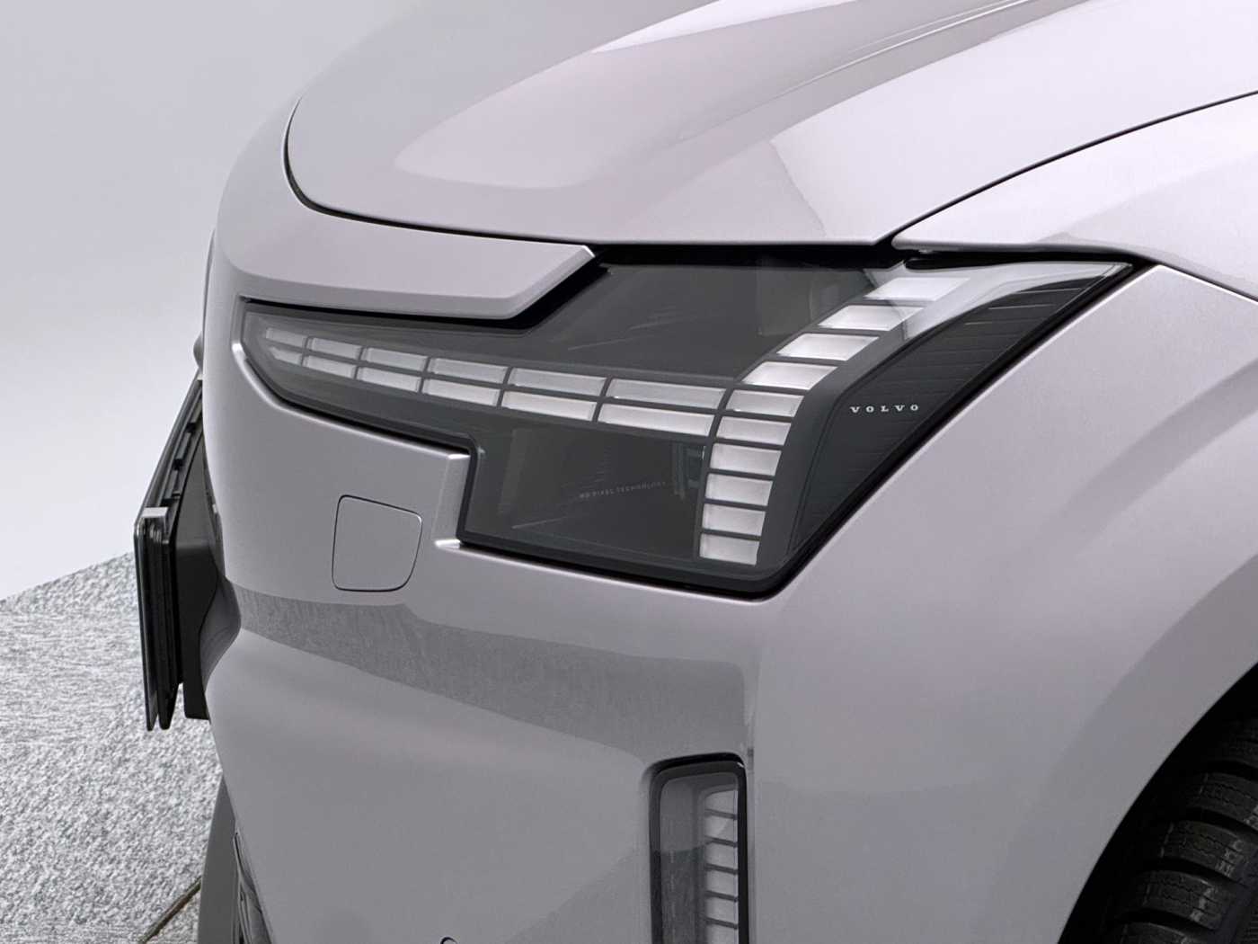 Volvo ES90