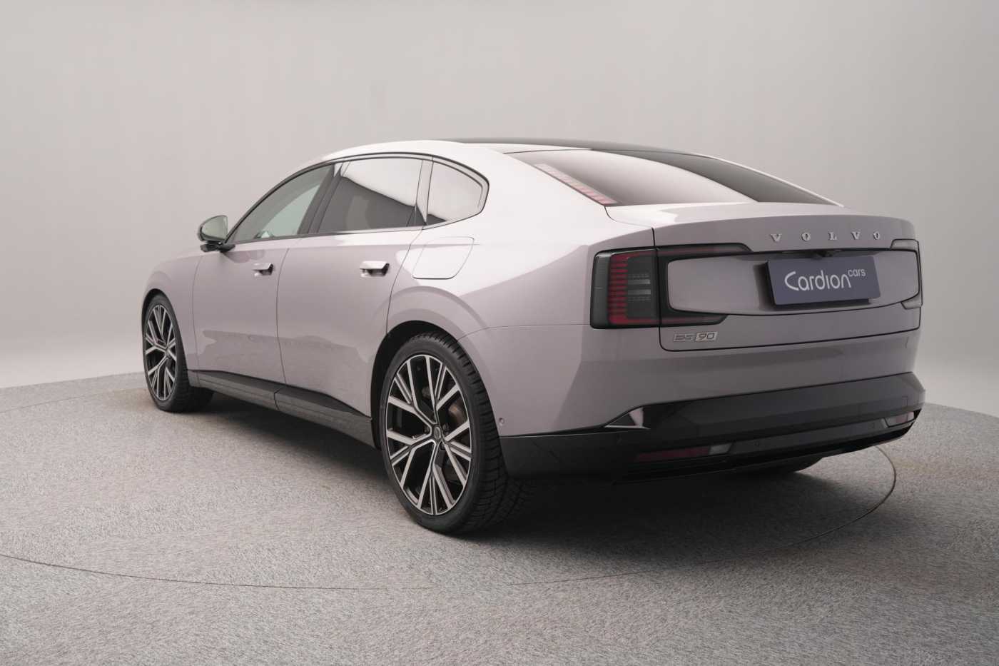 Volvo ES90