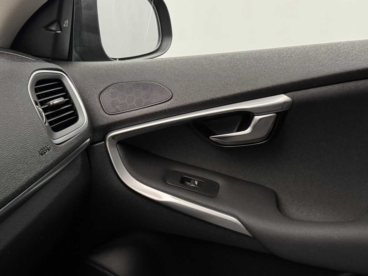 Volvo V40 Cross Country