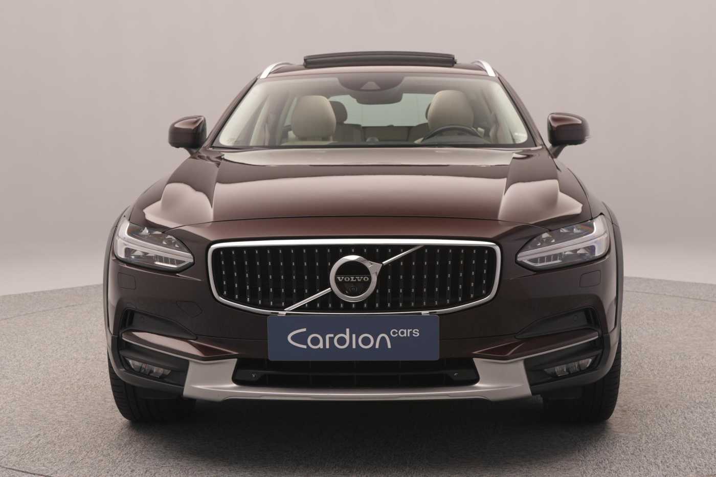 Volvo V90 Cross Country