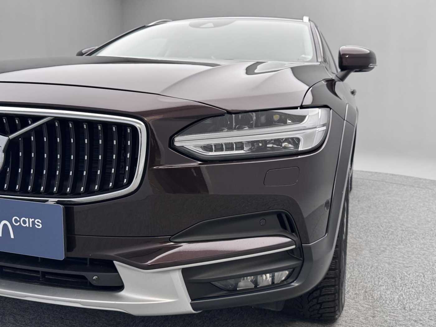 Volvo V90 Cross Country