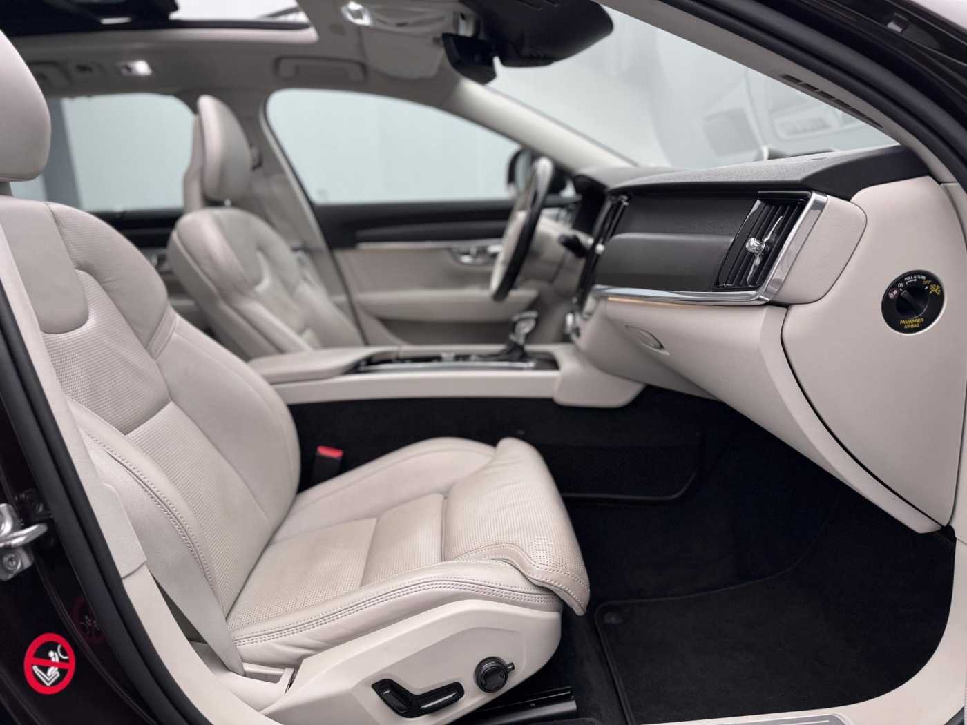 Volvo V90 Cross Country