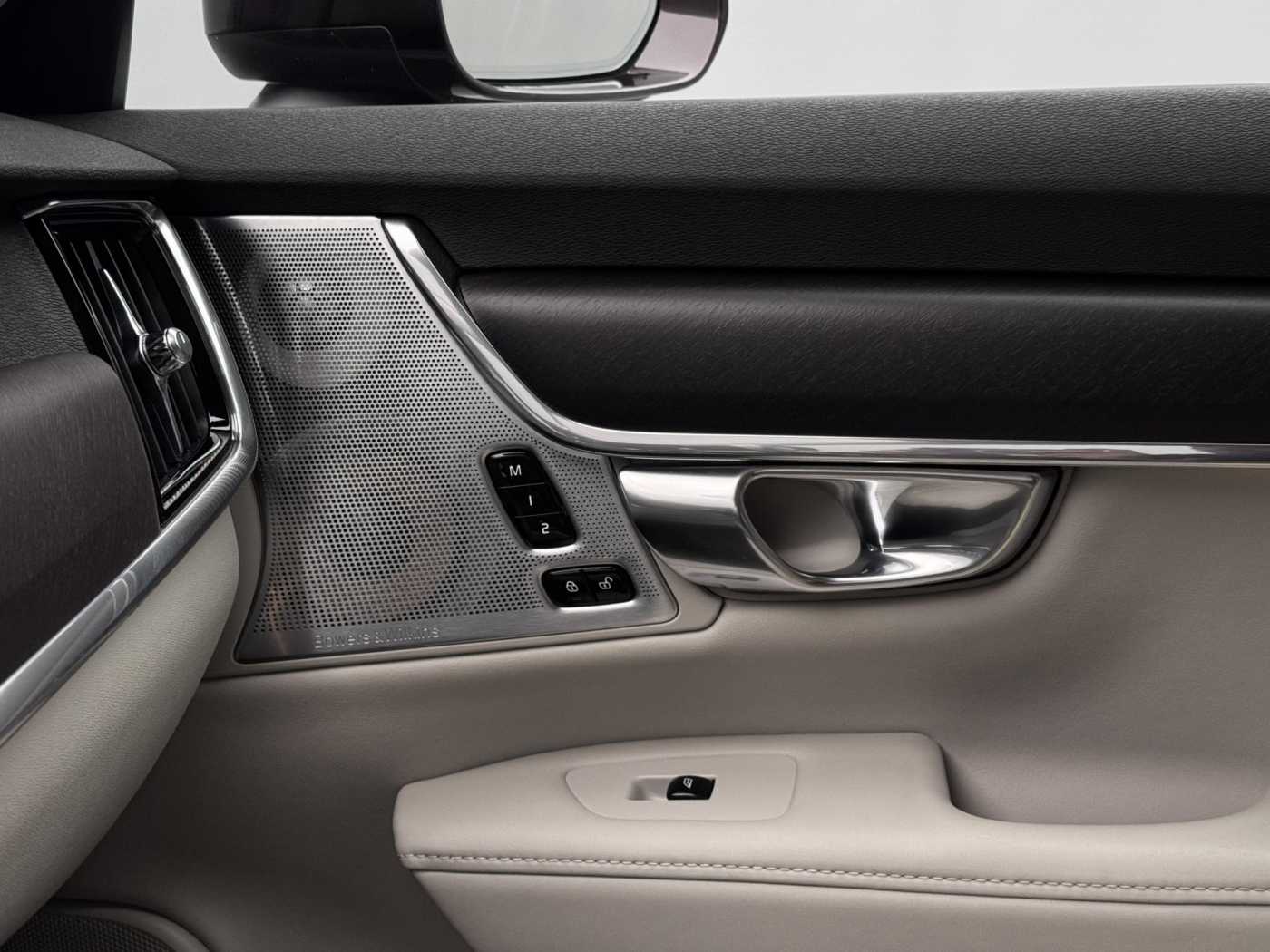 Volvo V90 Cross Country