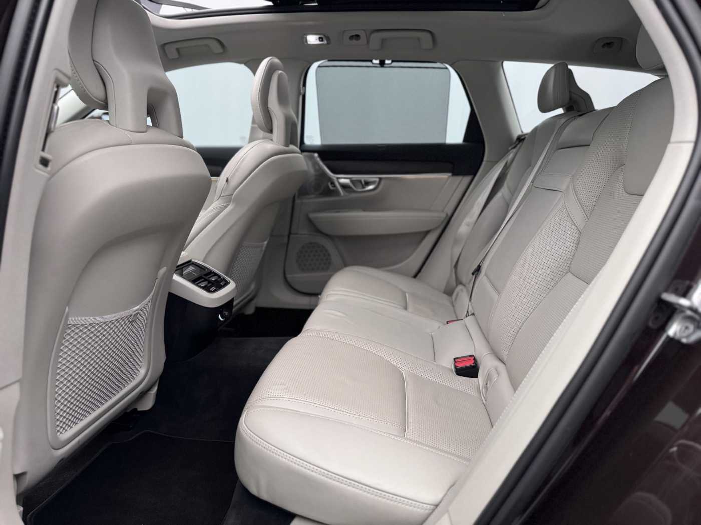 Volvo V90 Cross Country
