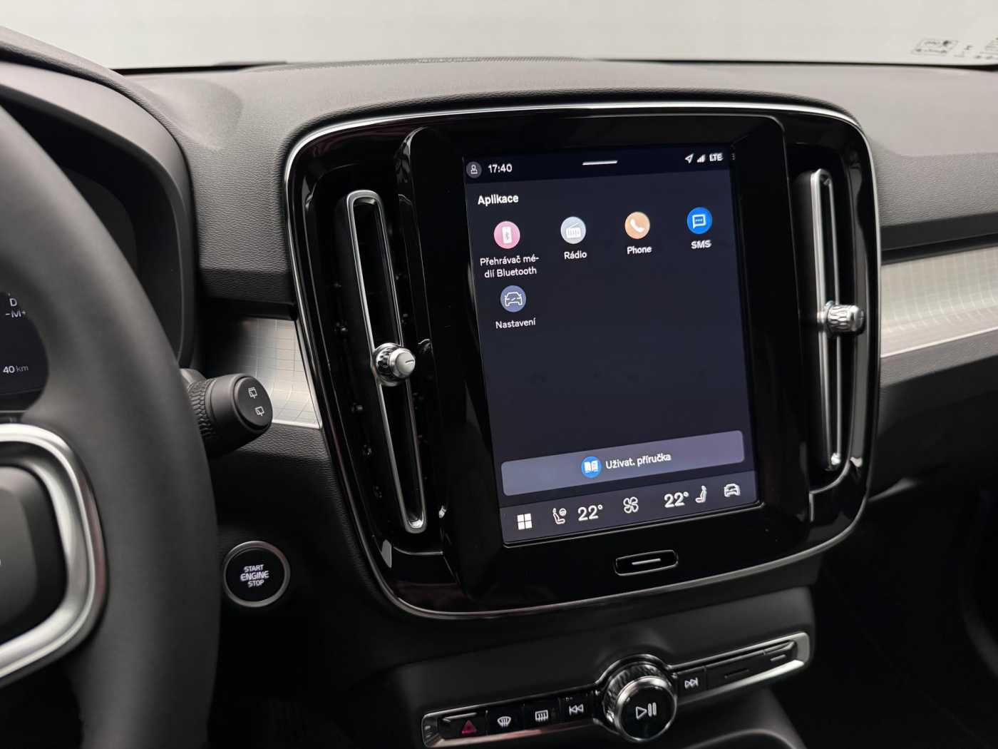 Volvo XC40