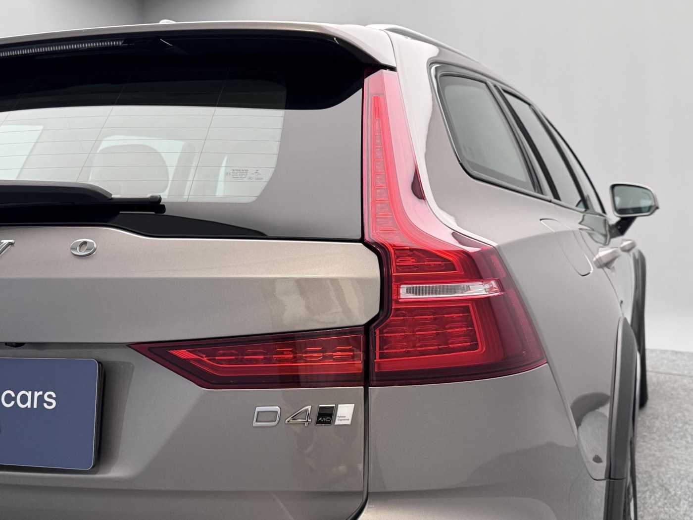 Volvo V60 Cross Country