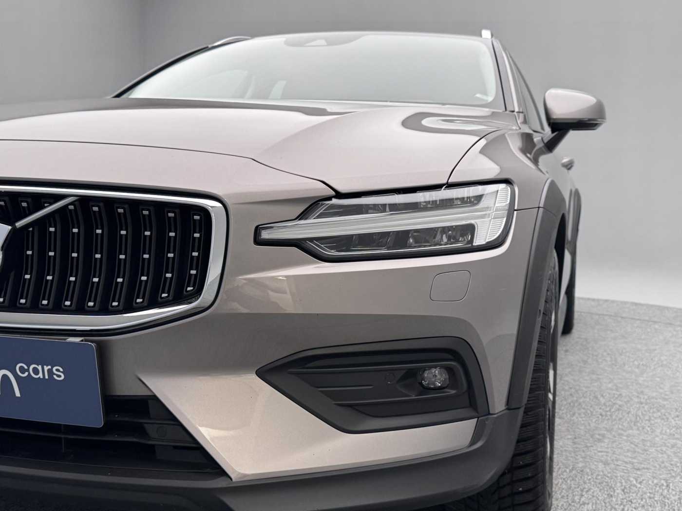 Volvo V60 Cross Country