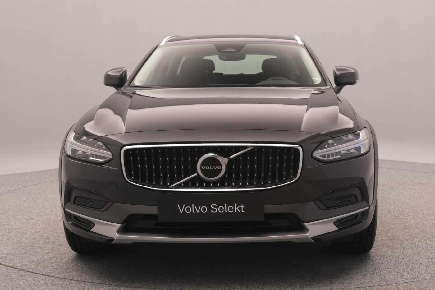 Volvo V90 Cross Country