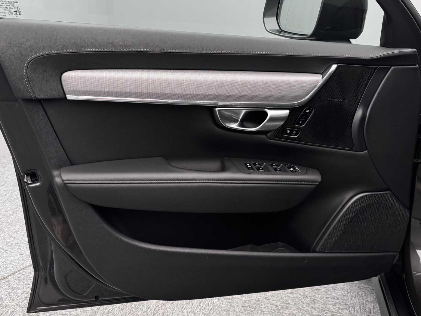 Volvo V90 Cross Country