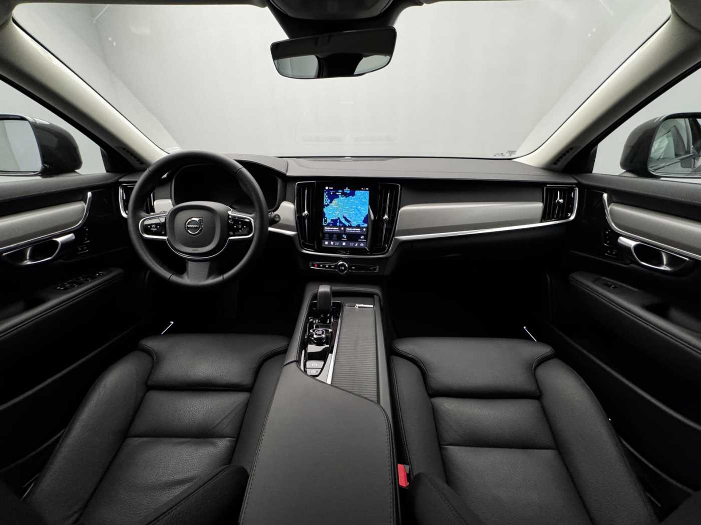 Volvo V90 Cross Country