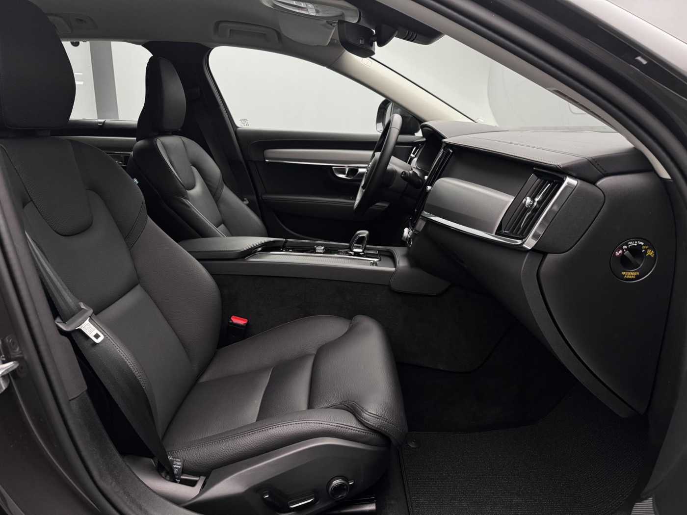 Volvo V90 Cross Country